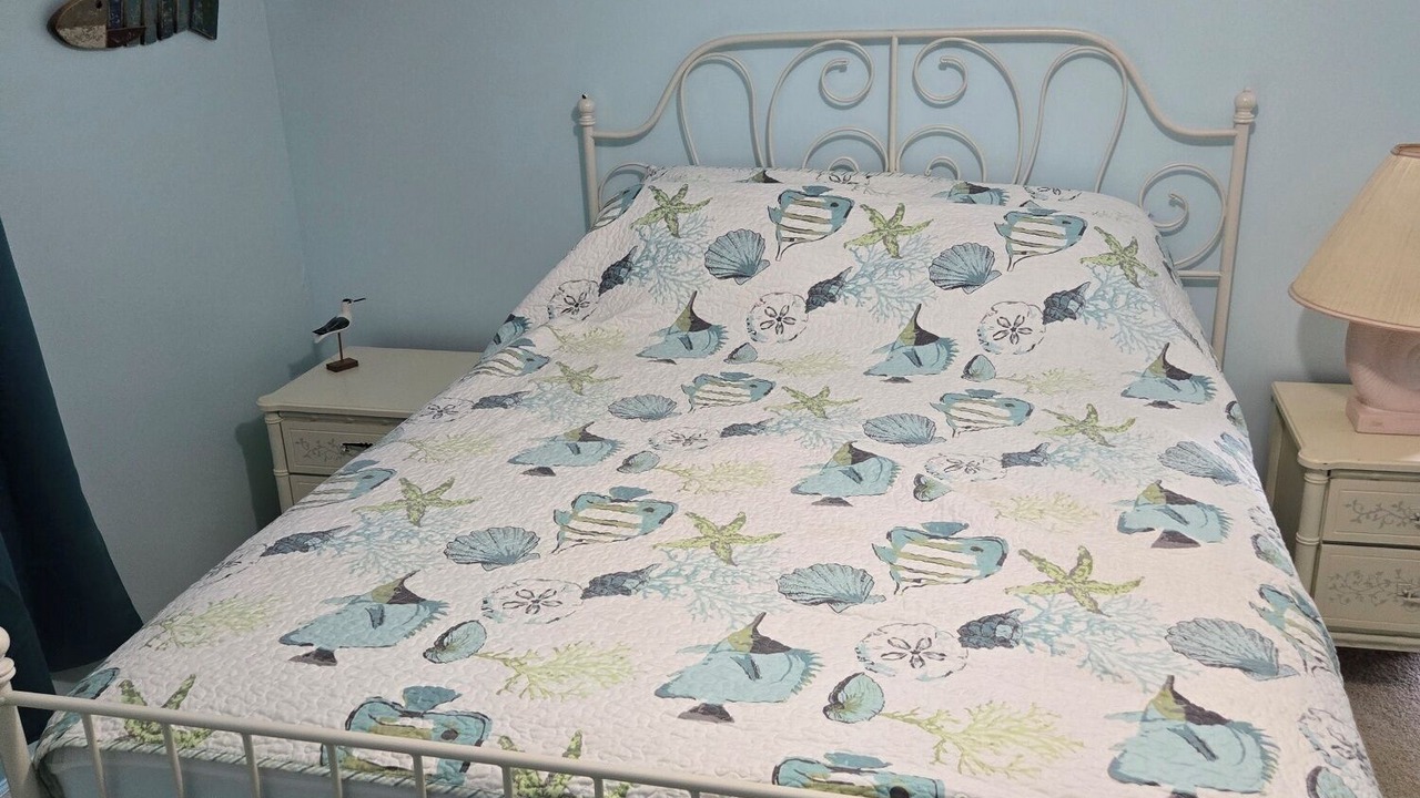 Photo of Bedroom in Deal Island