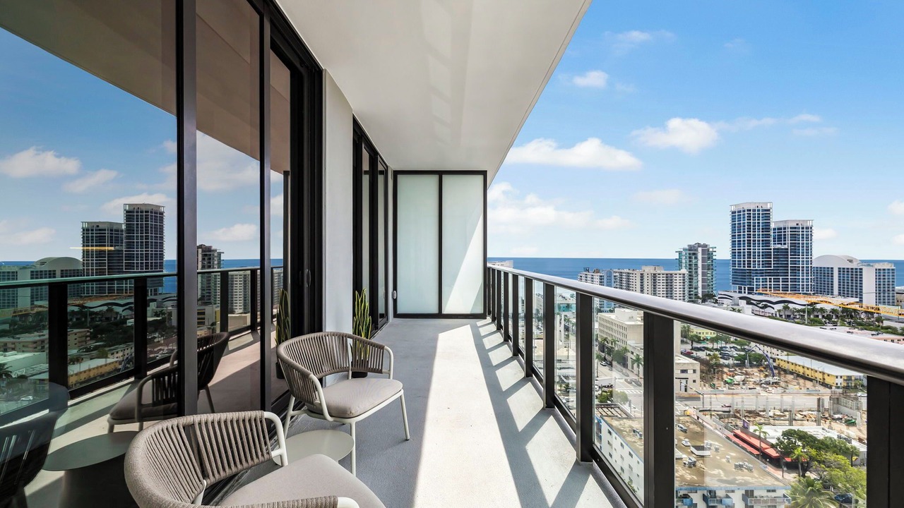 Photo of Patio Balcony in North Beach