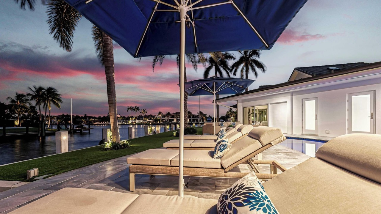 Photo of Patio Balcony in Bermuda Riviera