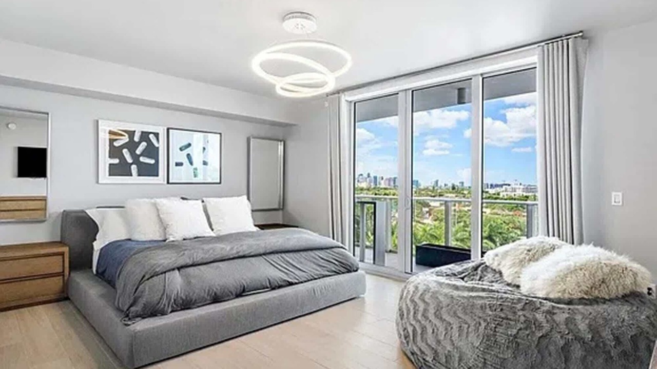 Photo of Bedroom in Central Fort Lauderdale