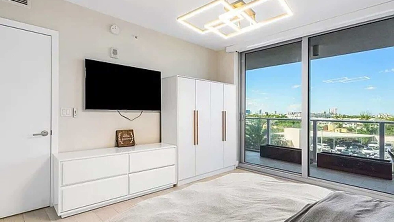 Photo of Bedroom in Central Fort Lauderdale