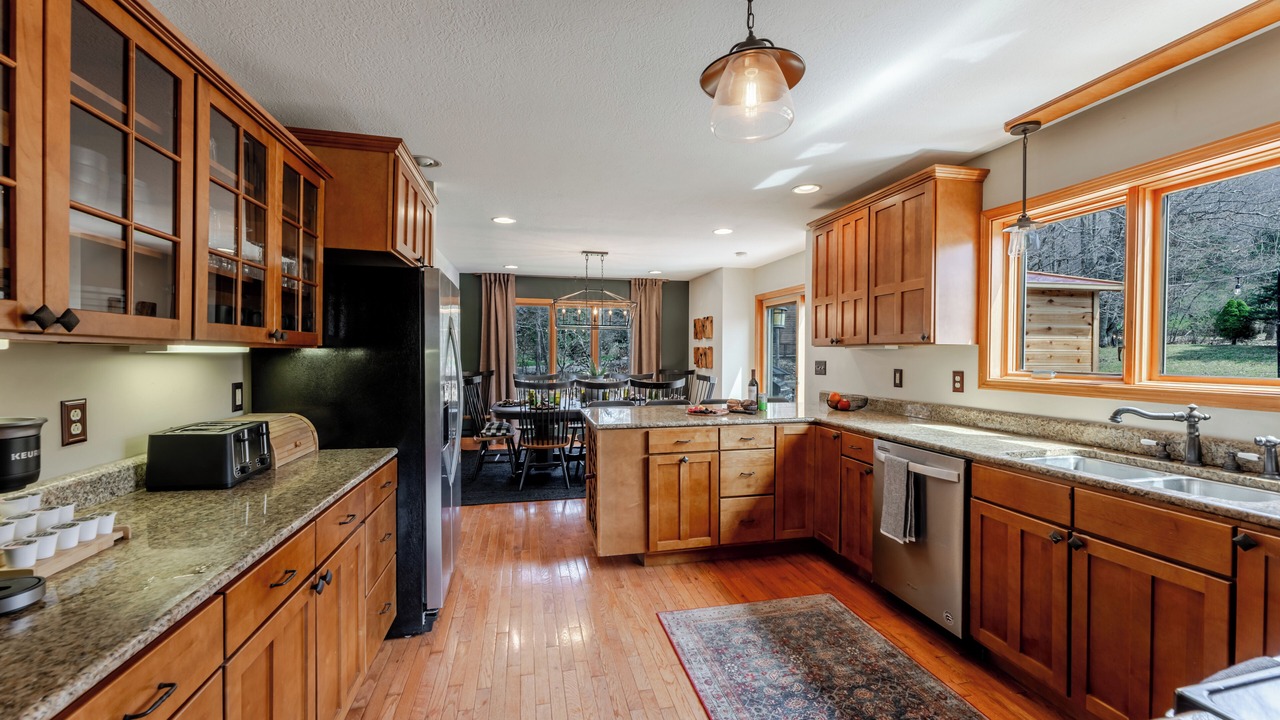 Photo of Kitchen in Edray