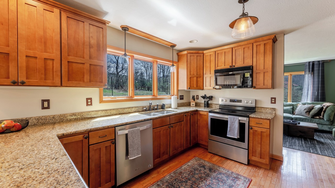 Photo of Kitchen in Edray