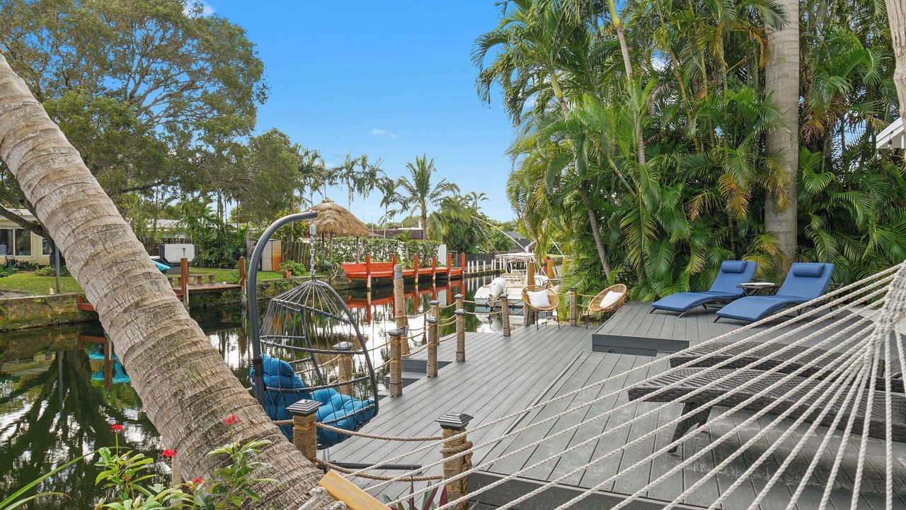 Photo of Patio Balcony in North Central Hollywood