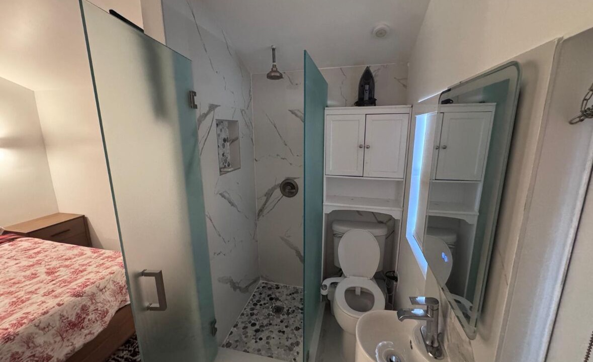 Photo of Bathroom in Hallandale Beach