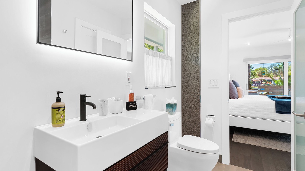 Photo of Bathroom in Wilton Manors
