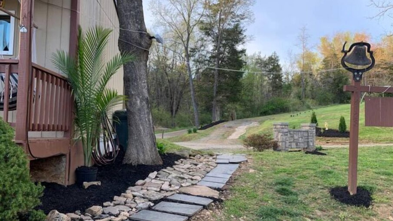 Photo of Outdoor in Rochelle