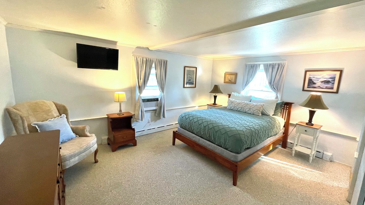 Photo of Bedroom in Northwest Harwich