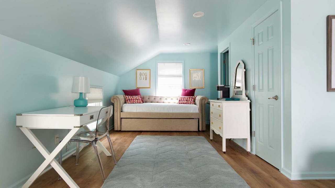 Photo of Bedroom in Lenox