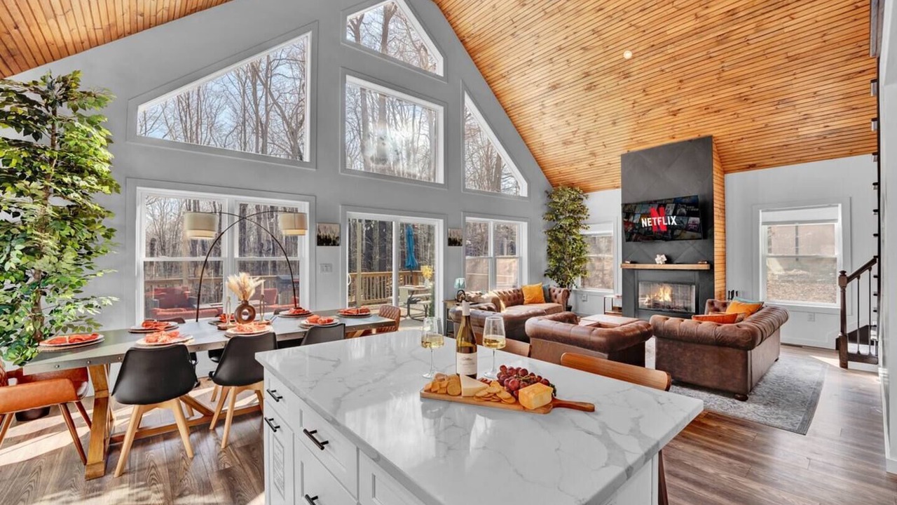 Photo of Livingroom in Gouldsboro