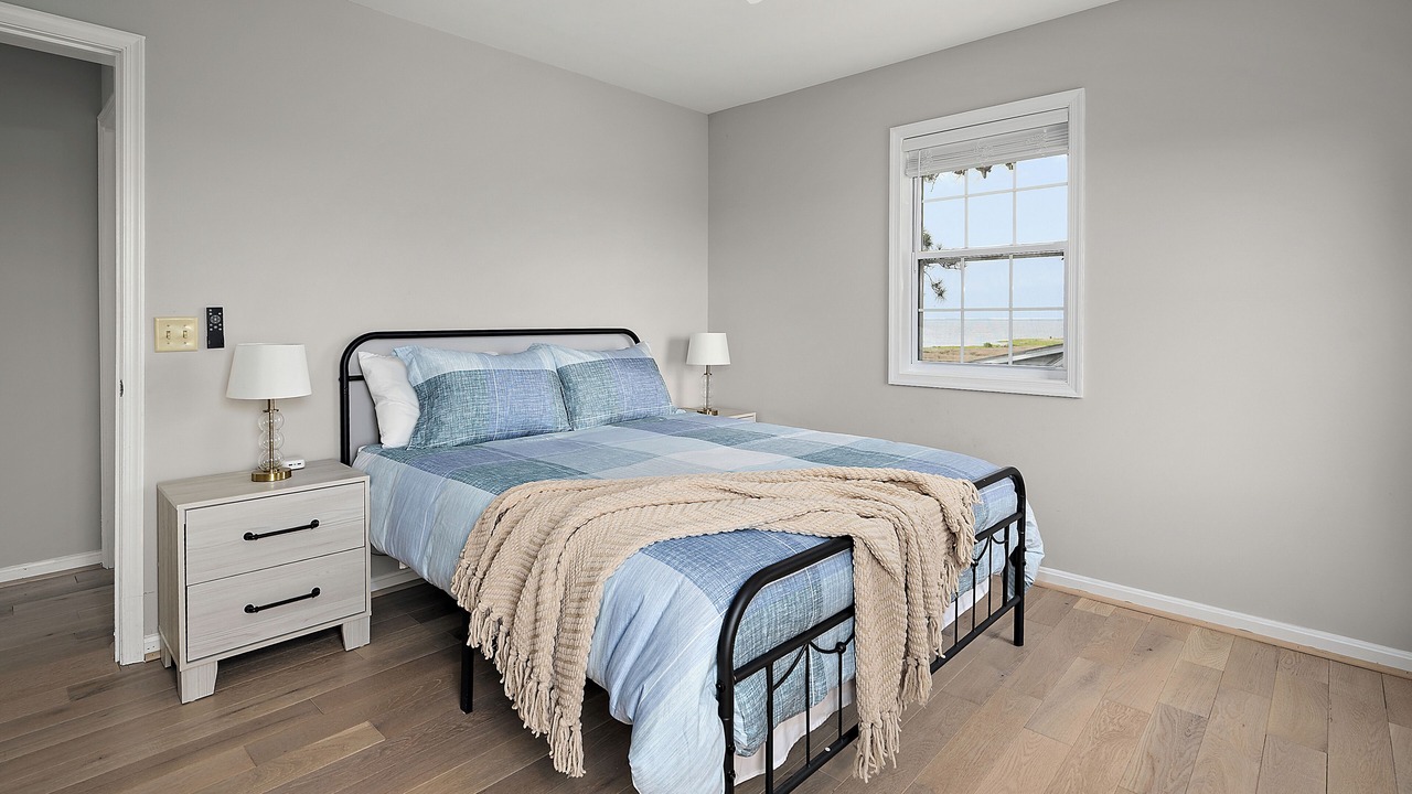 Photo of Bedroom in Frenchtown-Rumbly