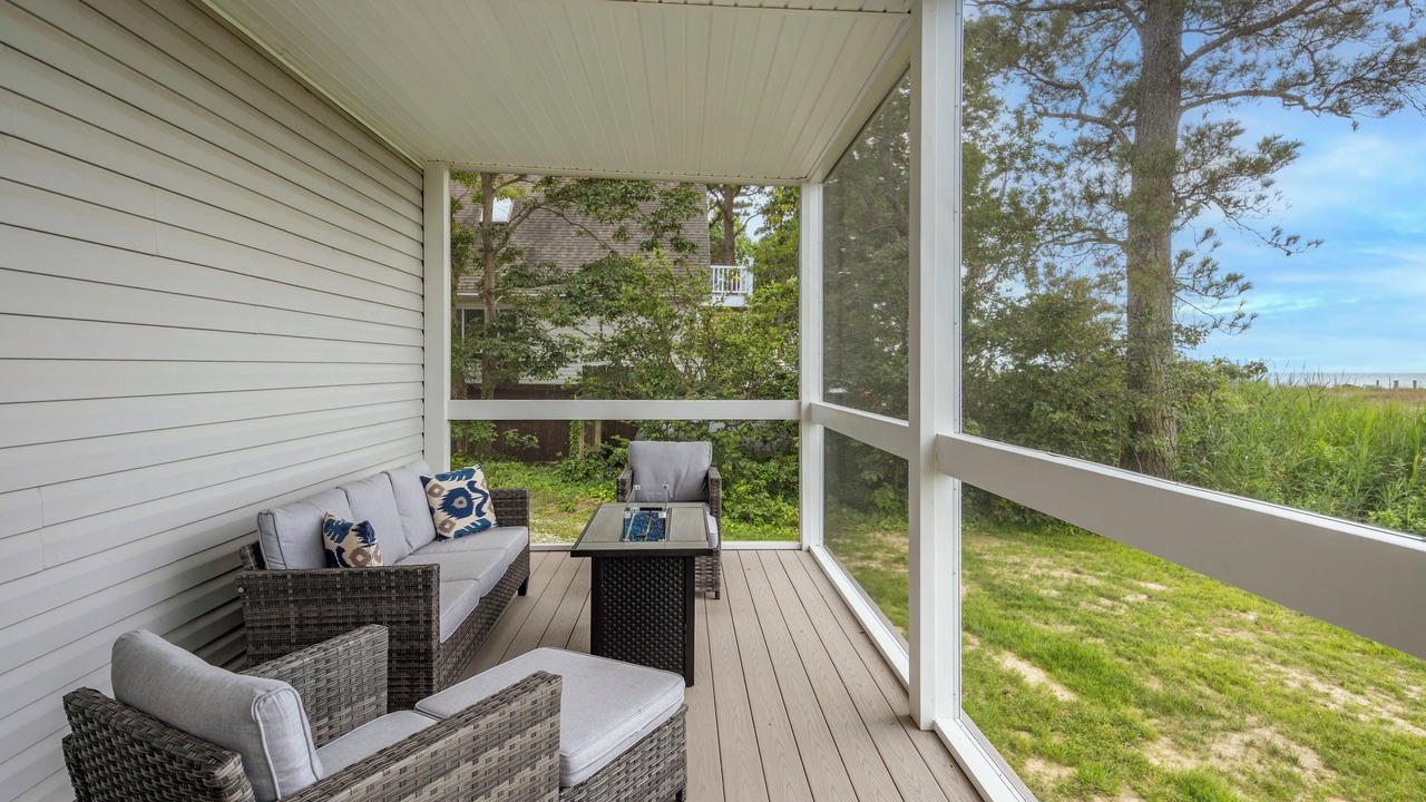 Photo of Patio Balcony in Frenchtown-Rumbly