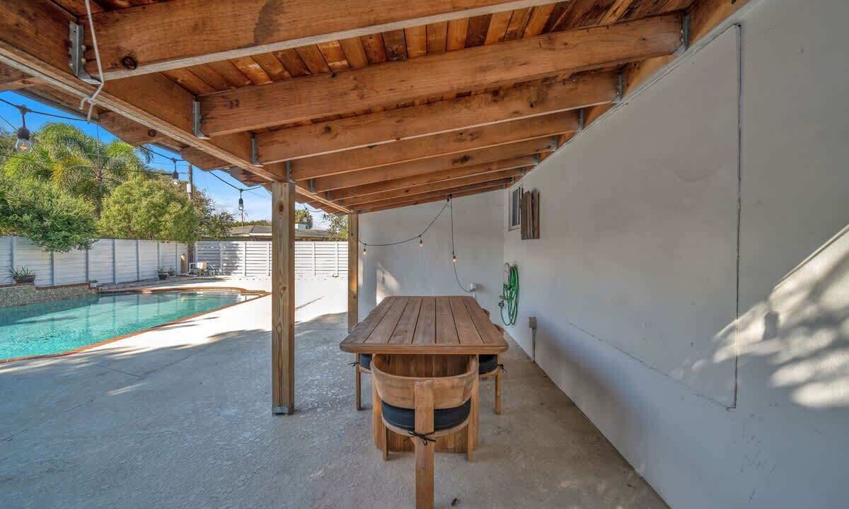 Photo of Outdoor in Beachway Estates