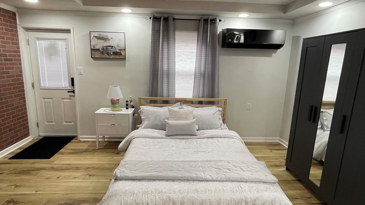 Photo of Bedroom in Fentress