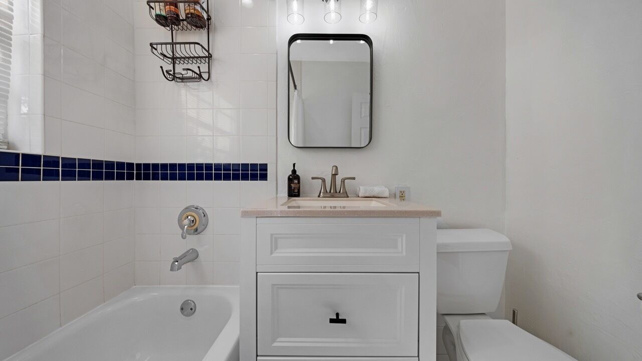 Photo of Bathroom in Poinsettia Heights