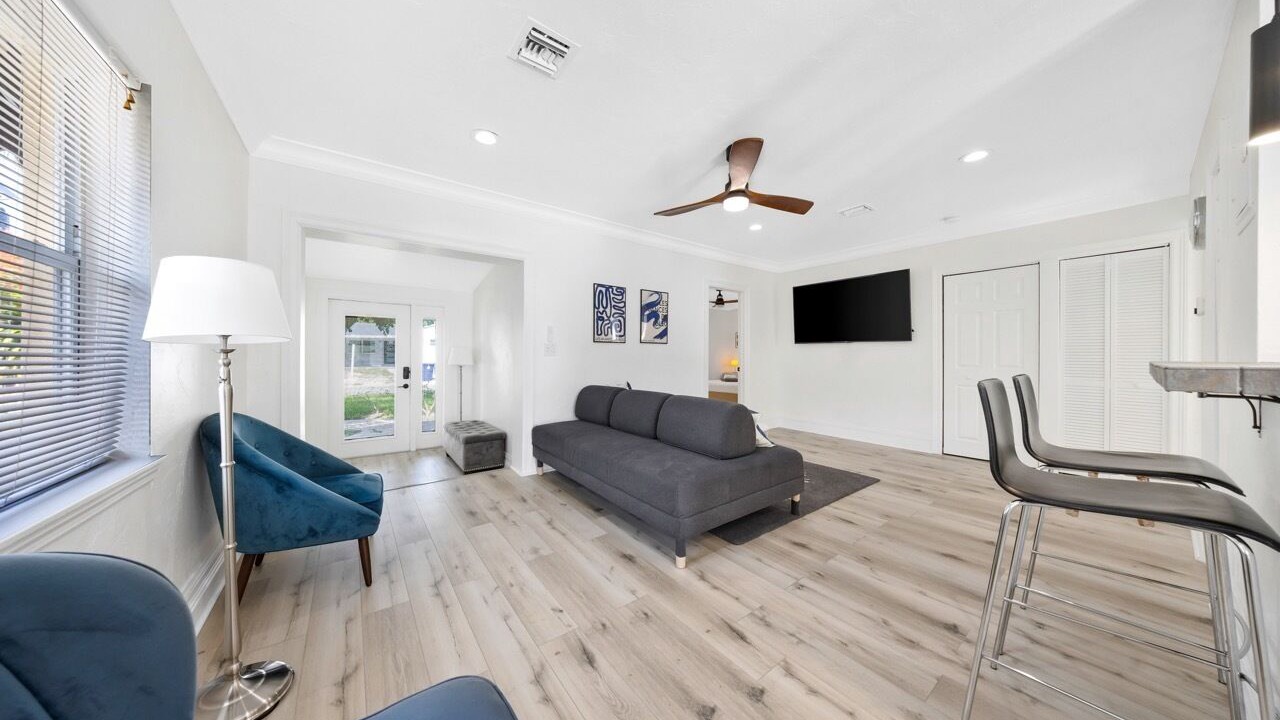 Photo of Bedroom in Poinsettia Heights