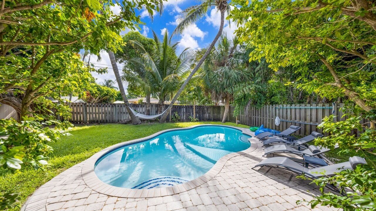 Photo of Outdoor in Poinsettia Heights