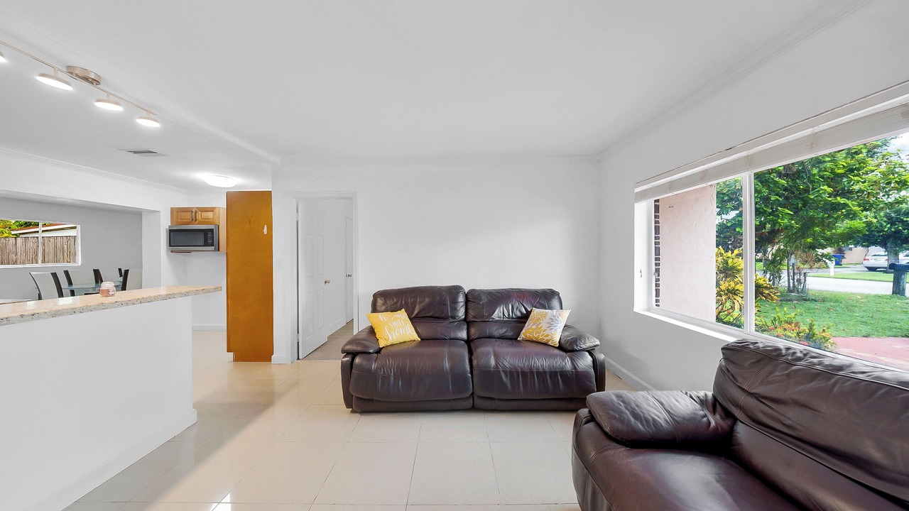Photo of Livingroom in Hollywood