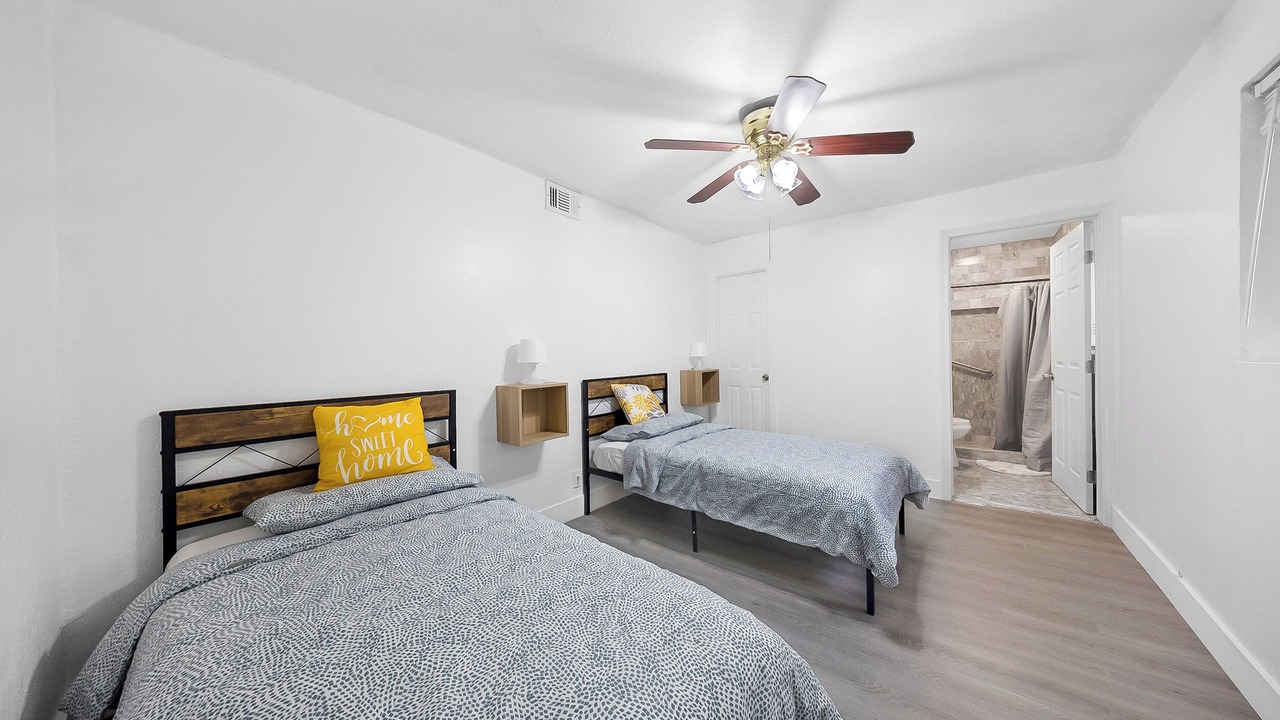 Photo of Bedroom in Hollywood