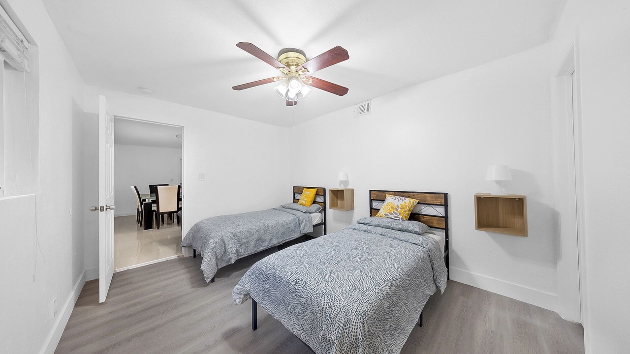 Photo of Bedroom in Hollywood