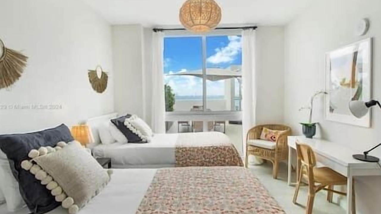 Photo of Bedroom in Northeast Miami