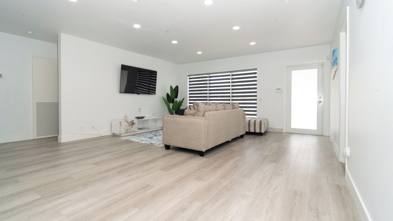 Photo of Livingroom in Hollywood