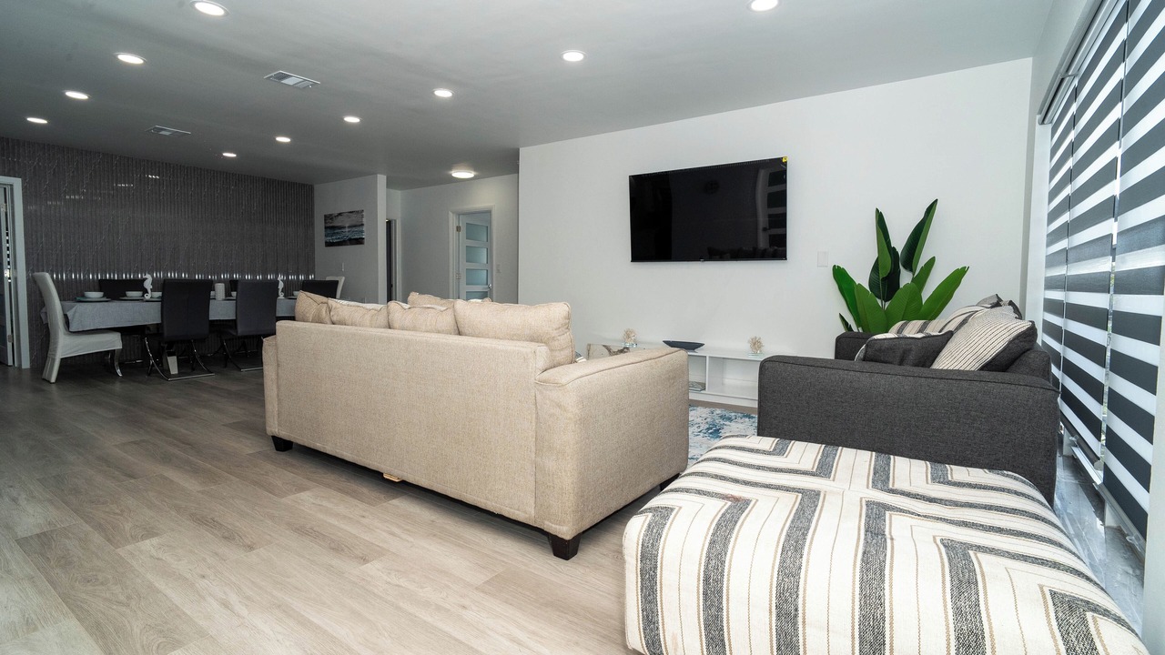 Photo of Livingroom in Hollywood