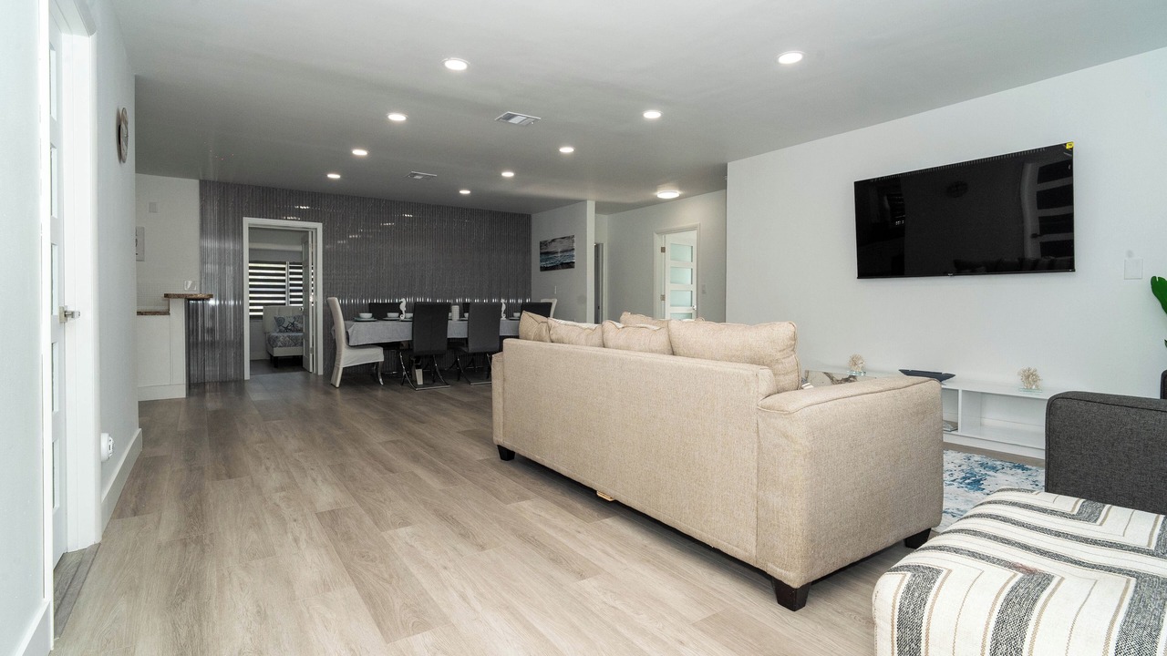 Photo of Livingroom in Hollywood
