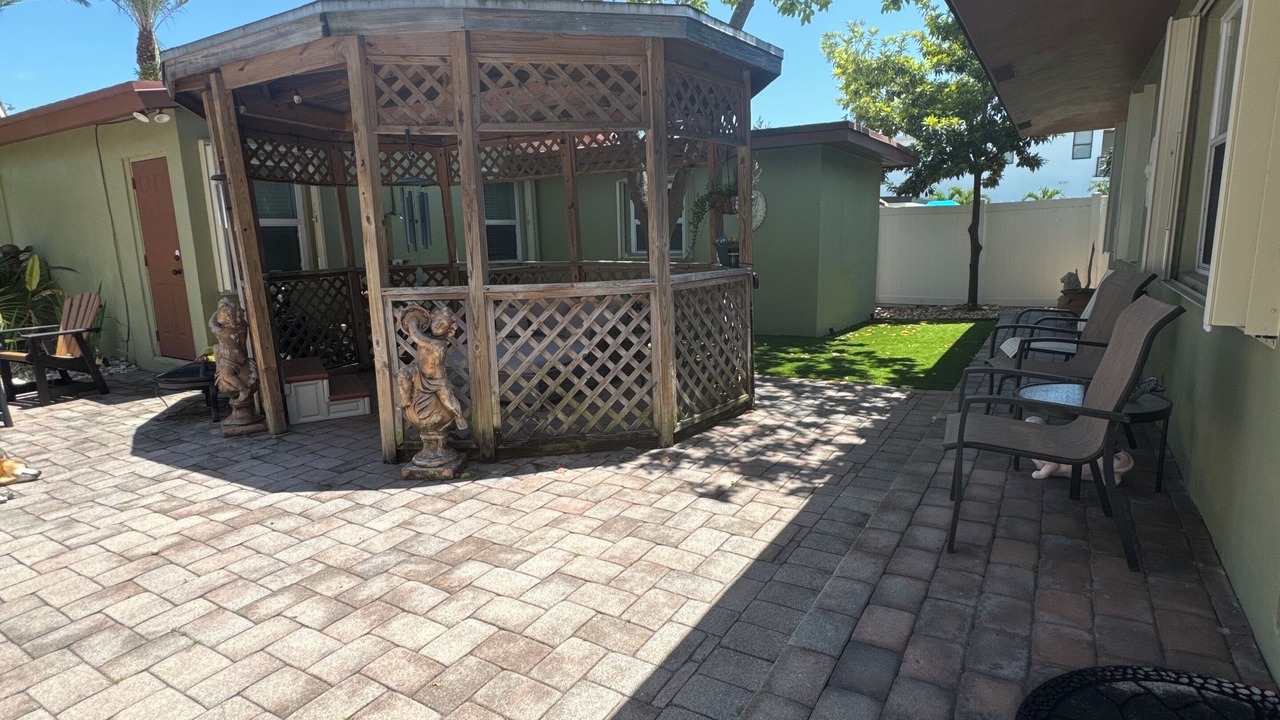 Photo of Patio Balcony in Lake Ridge
