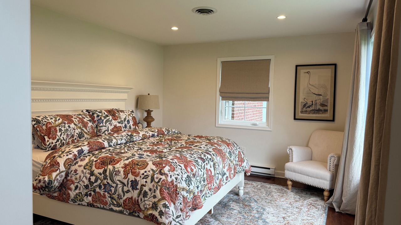 Photo of Bedroom in Royal Oak