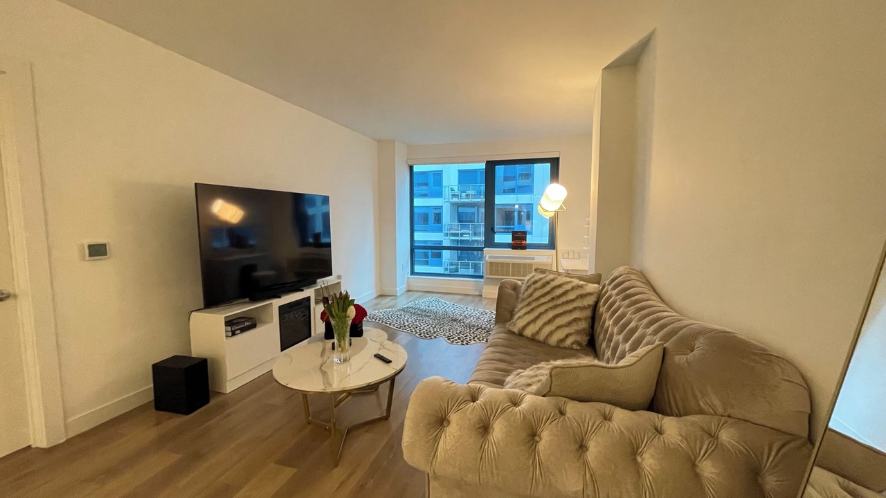 Photo of Livingroom in Weehawken