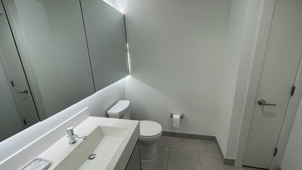Photo of Bathroom in Weehawken