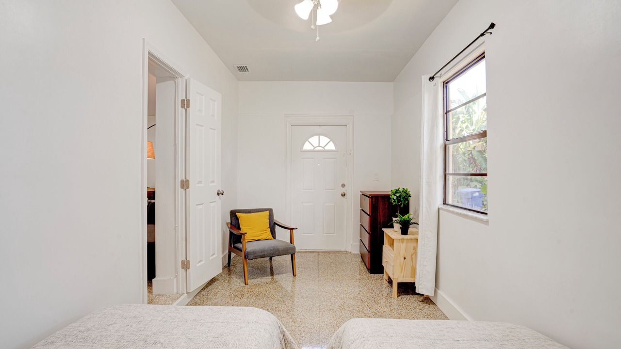 Photo of Bedroom in Miami Shores