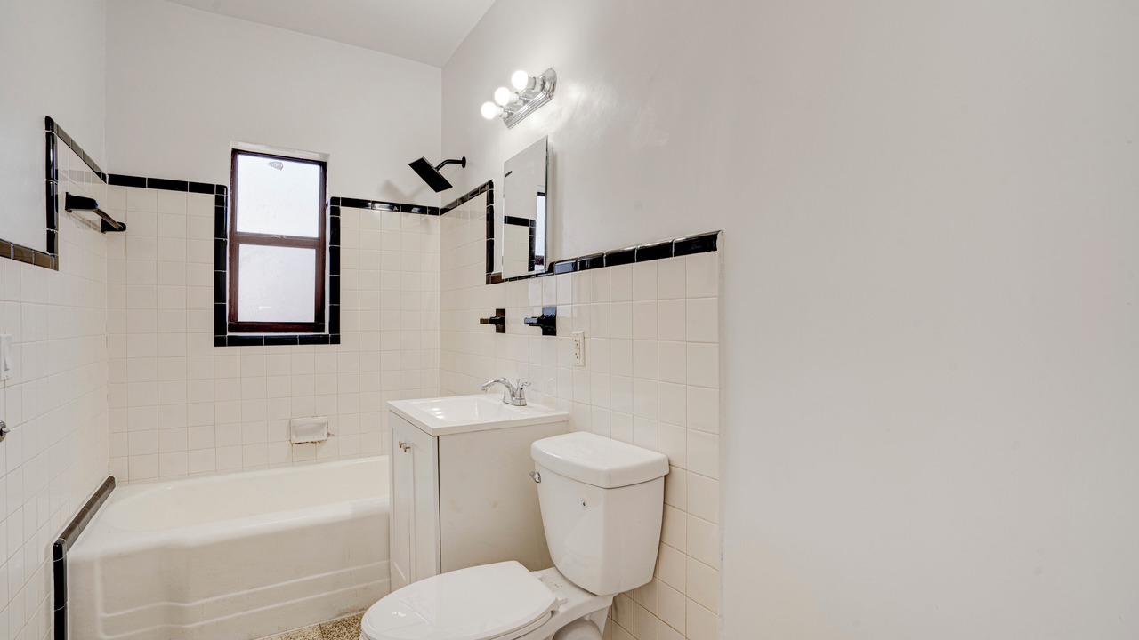 Photo of Bathroom in Miami Shores