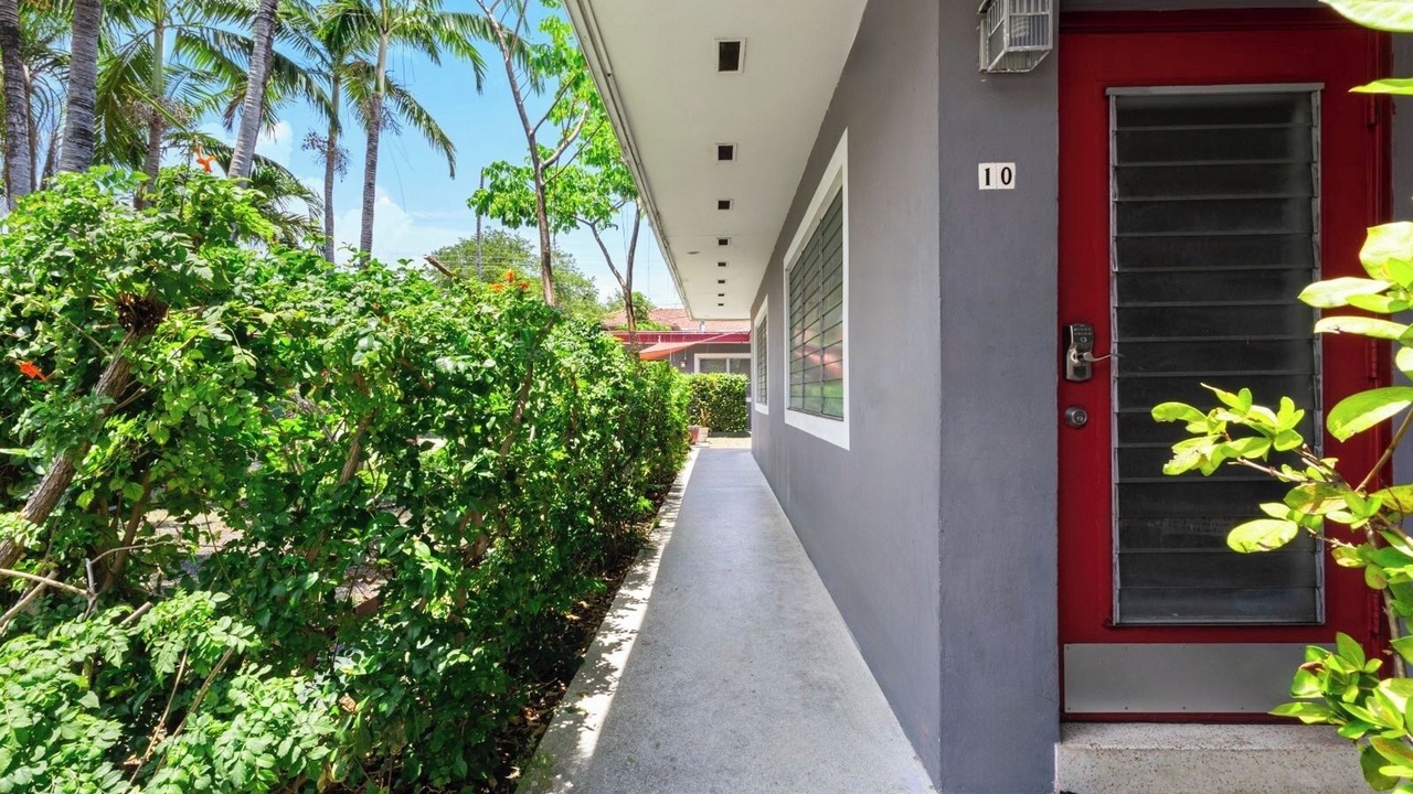 Photo of Outdoor in Downtown Hollywood