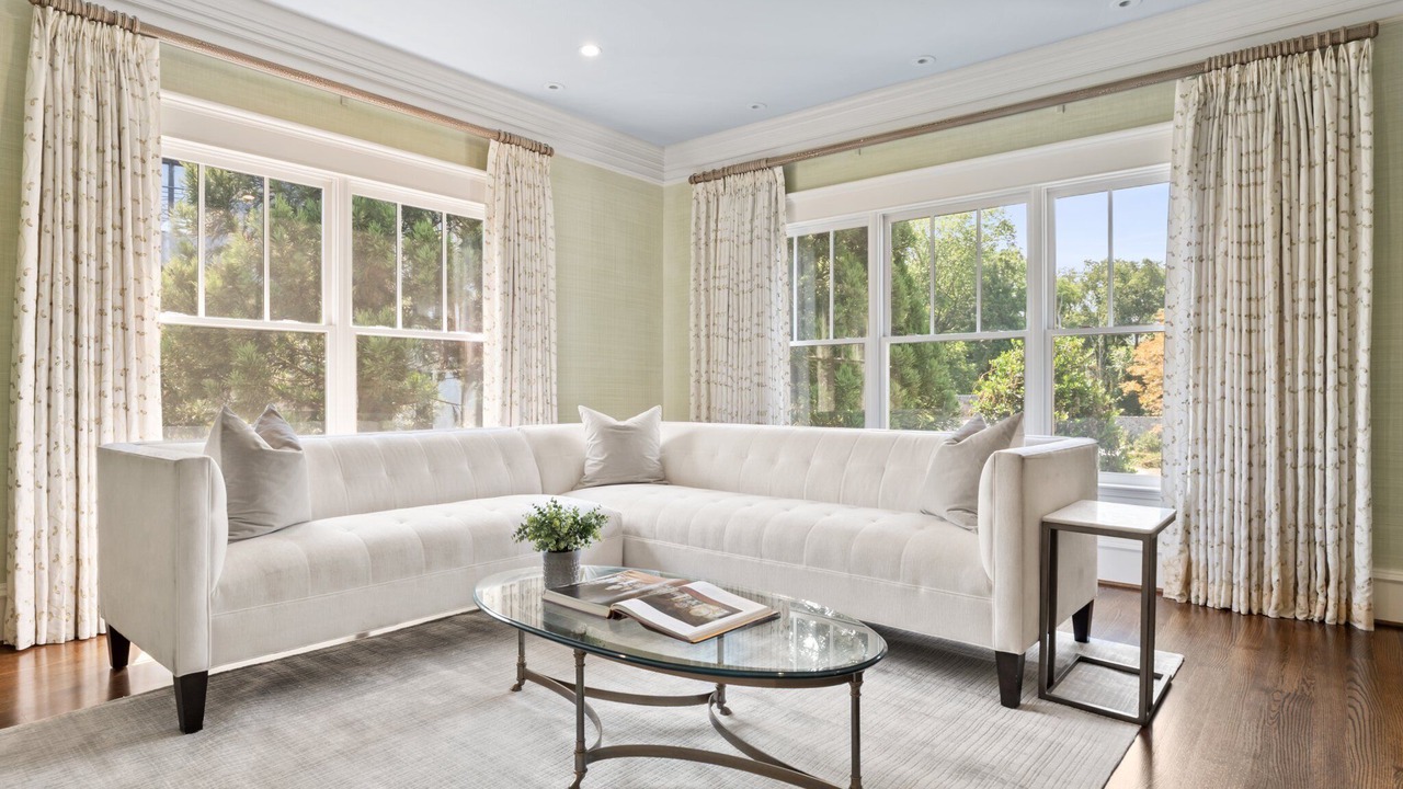 Photo of Livingroom in Fort Hunt