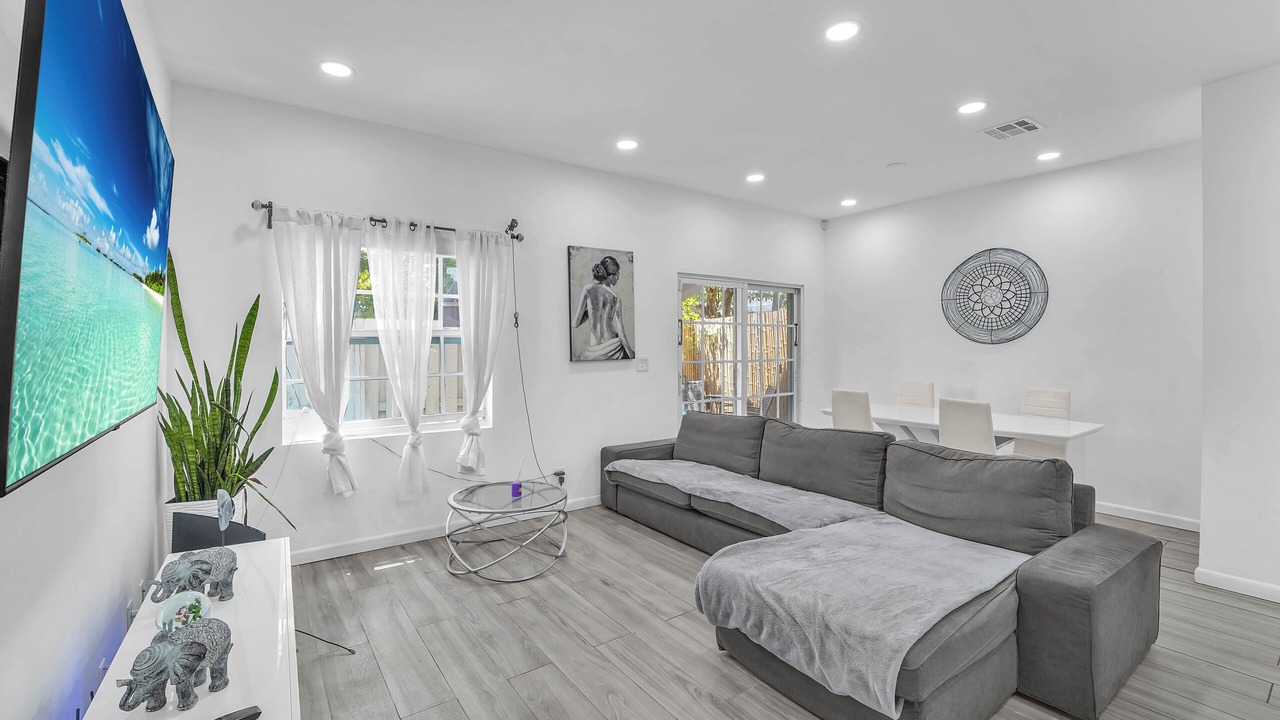 Photo of Livingroom in Highland Garden