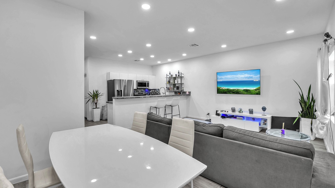 Photo of Livingroom in Highland Garden