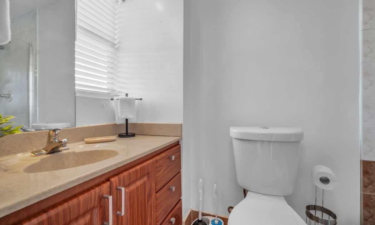 Photo of Bathroom in North Miami