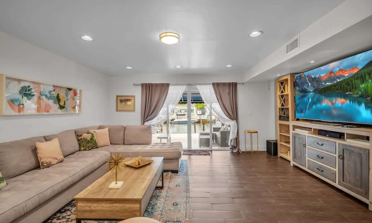 Photo of Bedroom in North Miami