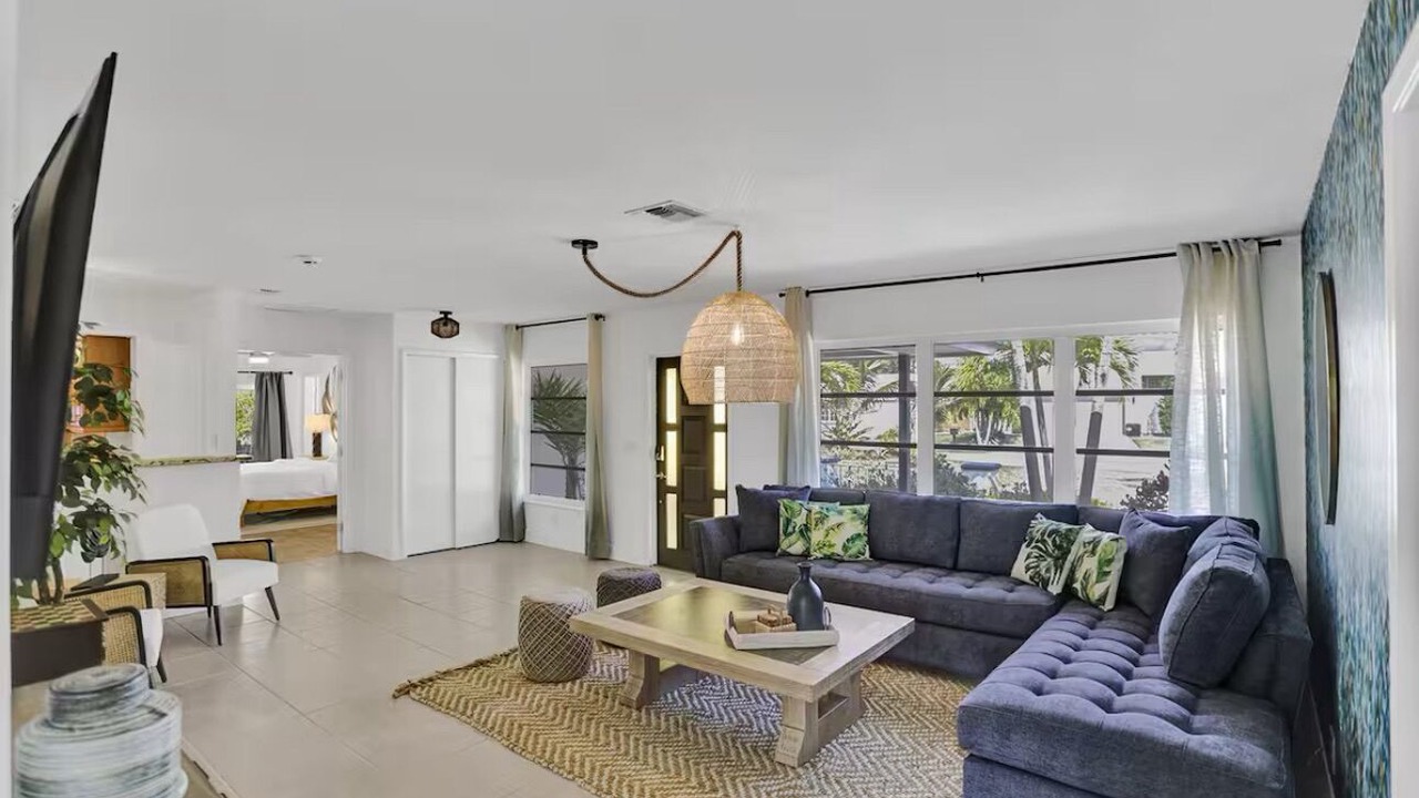 Photo of Livingroom in Tropic Palms