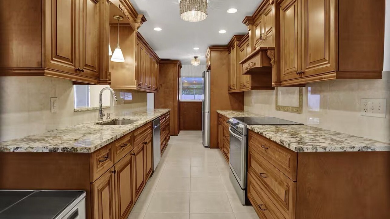 Photo of Kitchen in Tropic Palms