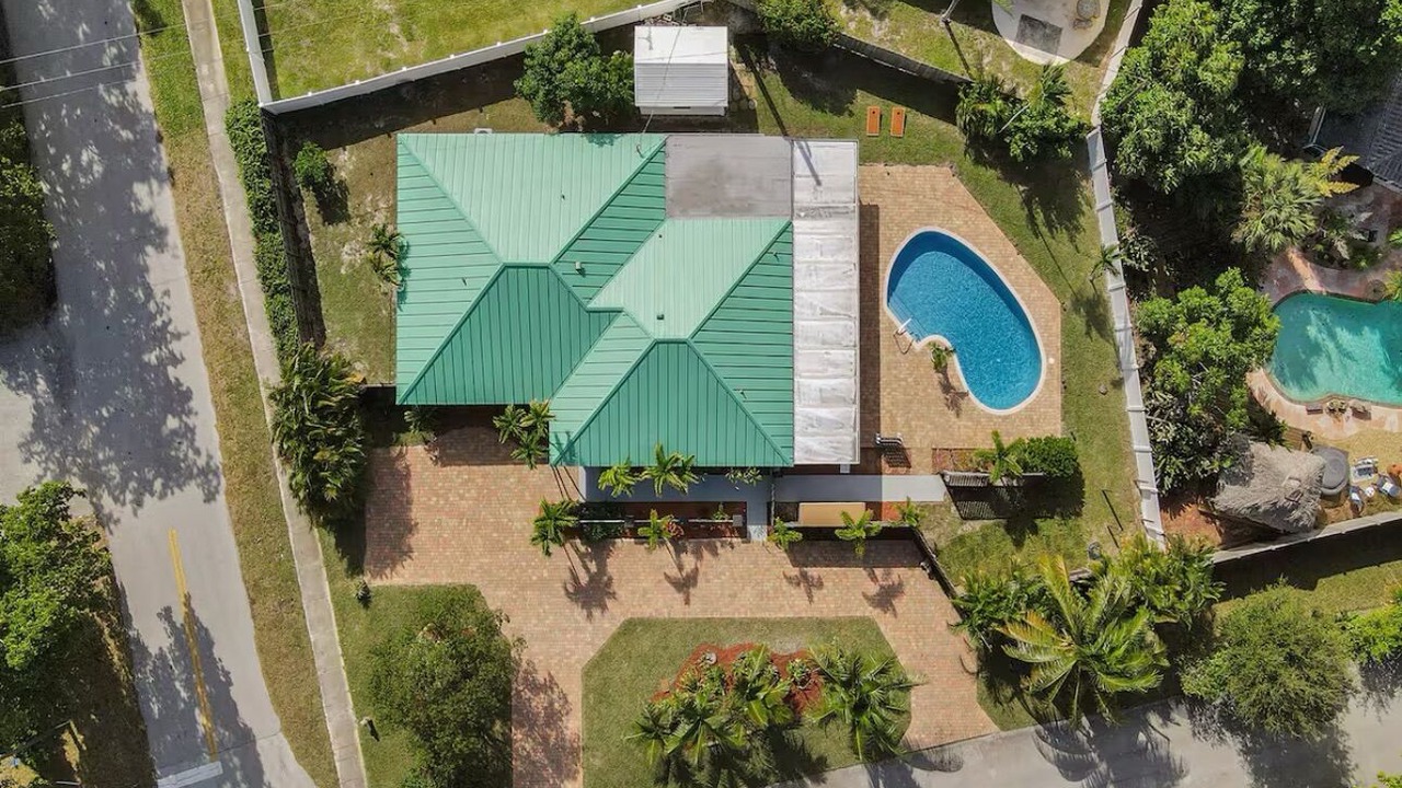 Photo of Outdoor in Tropic Palms
