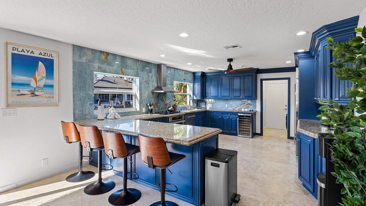 Photo of Kitchen in Tropic Isle