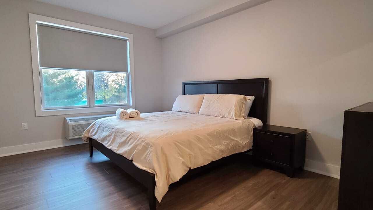 Photo of Bedroom in Leonia