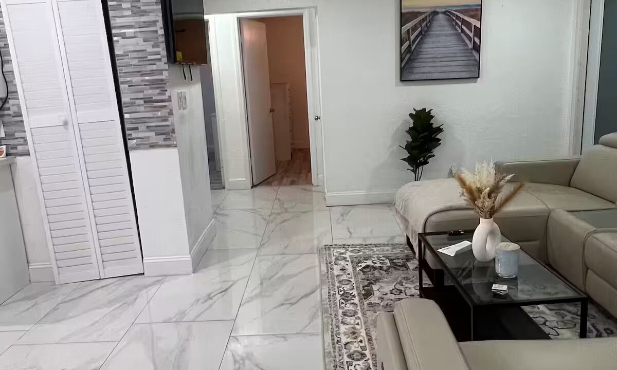 Photo of Livingroom in West Park