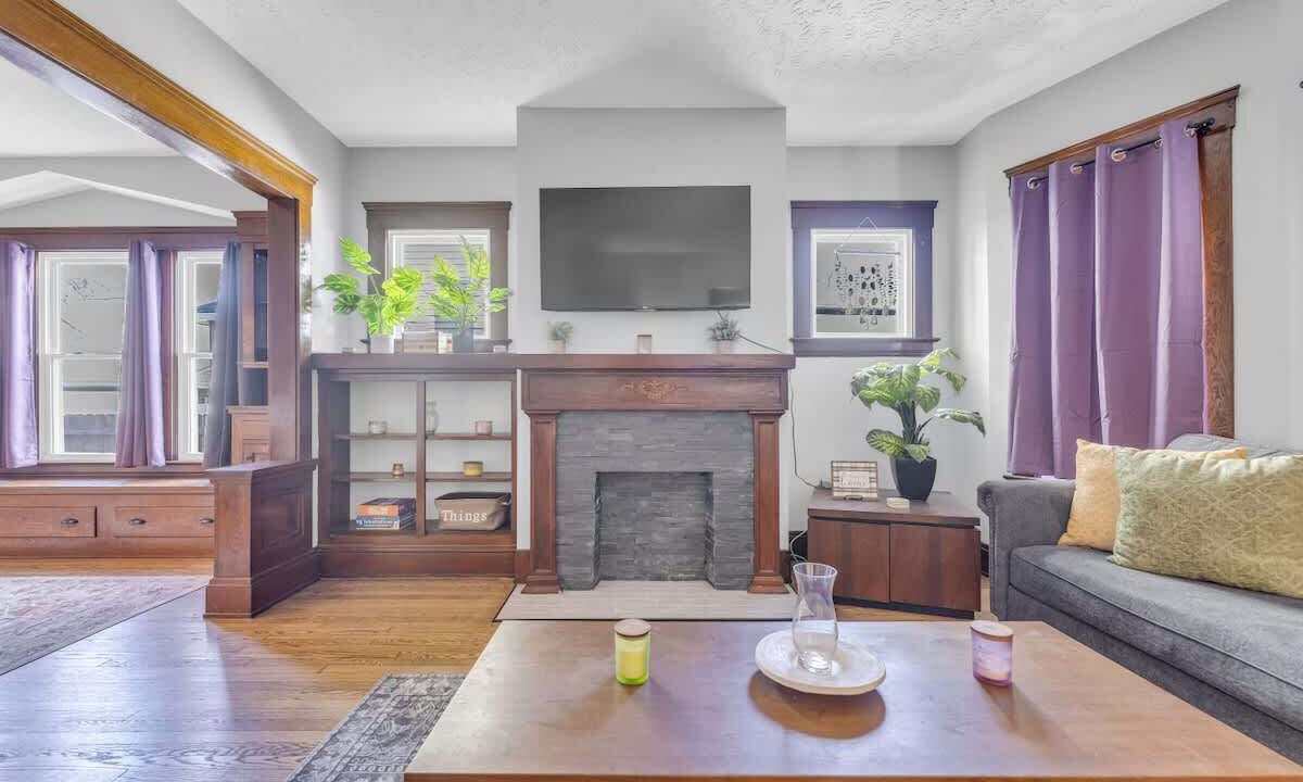 Photo of Bedroom in Cleveland