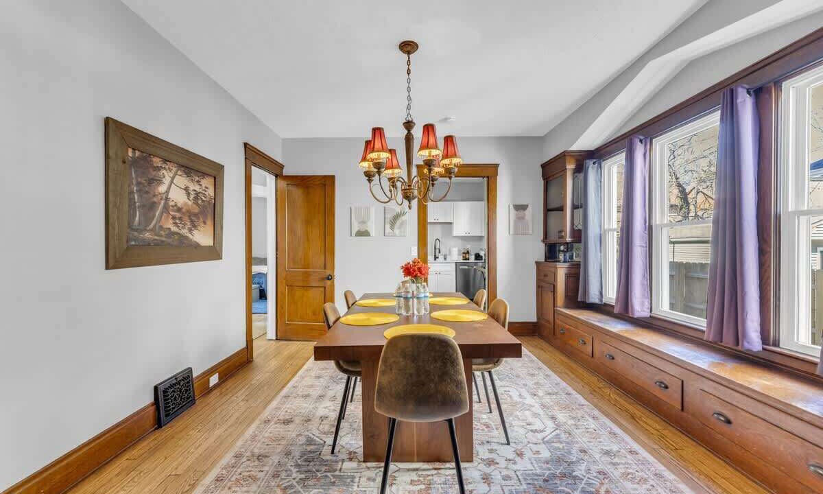 Photo of Bedroom in Cleveland