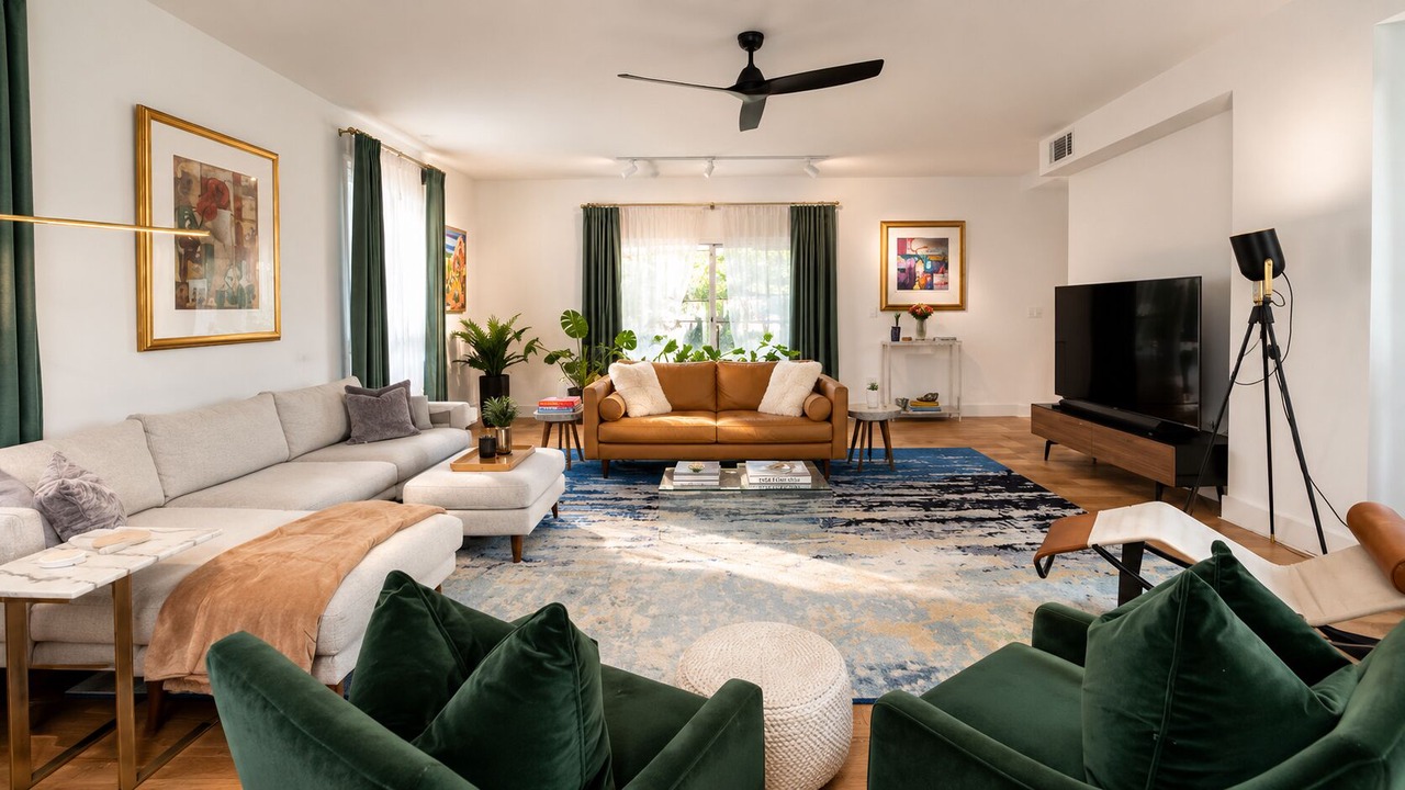 Photo of Livingroom in Northwest