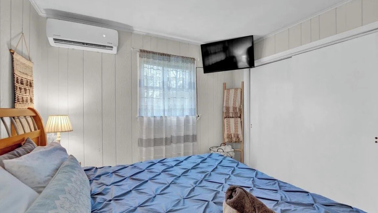 Photo of Bedroom in Gouldsboro